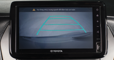 Camera hỗ trợ đỗ xe tại đại lý Toyota Vinh