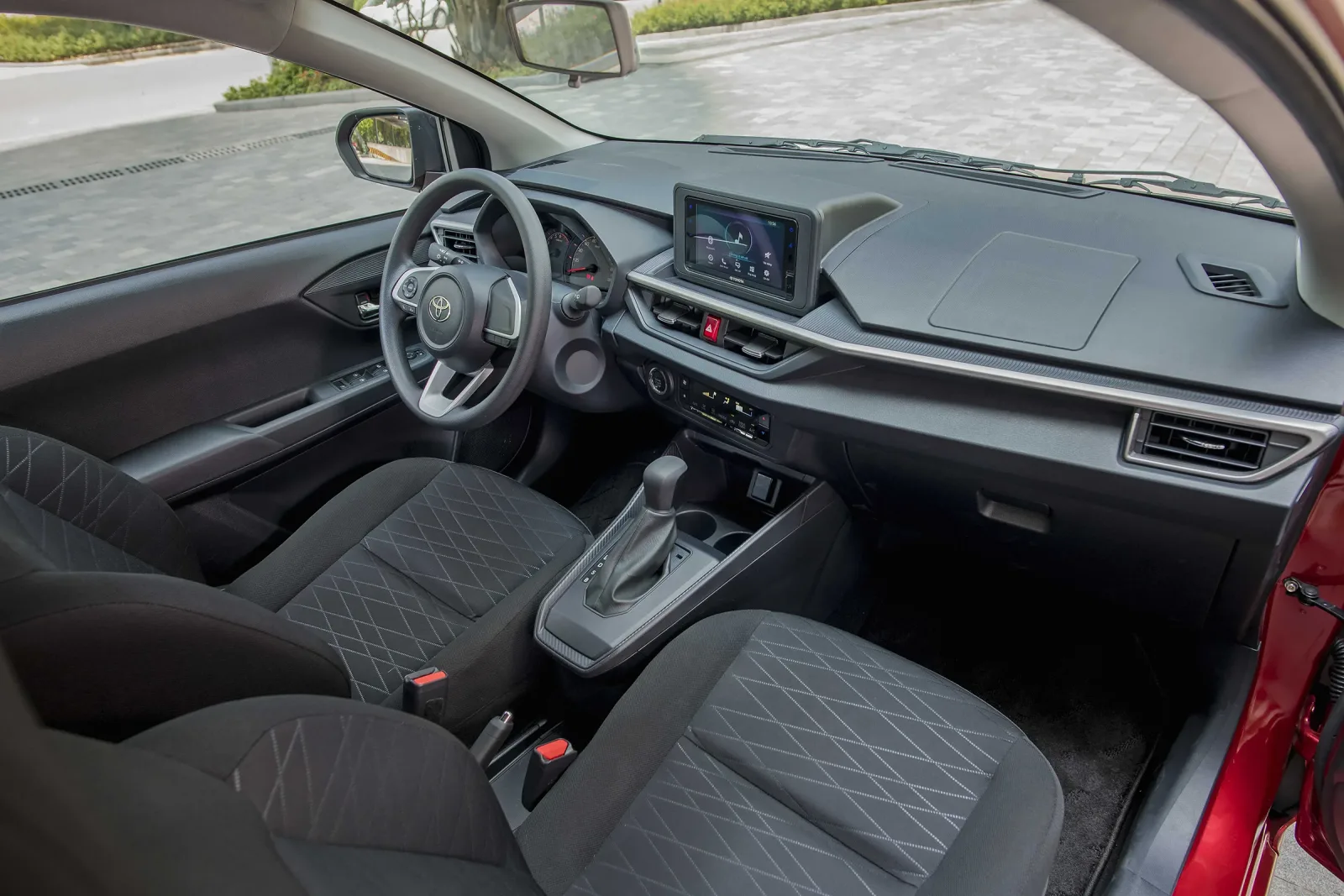 Toyota Wigo – ảnh 8