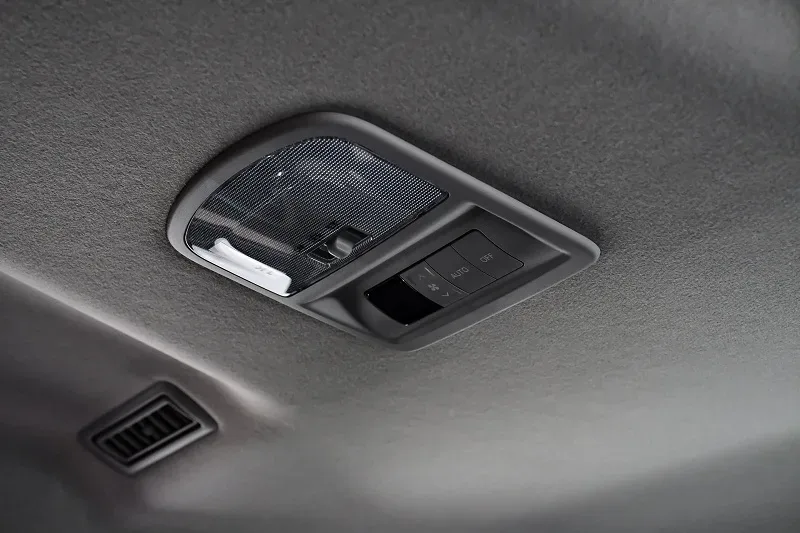 Toyota Fortuner – ảnh 6