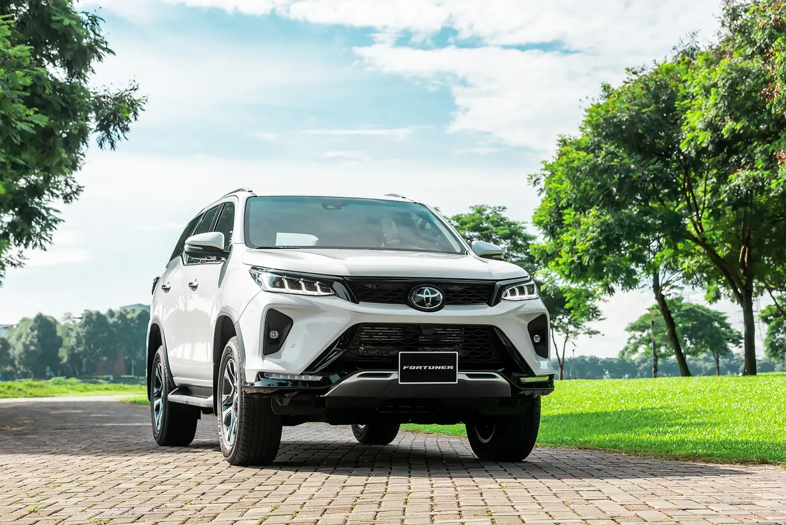 Toyota Fortuner – ảnh 10