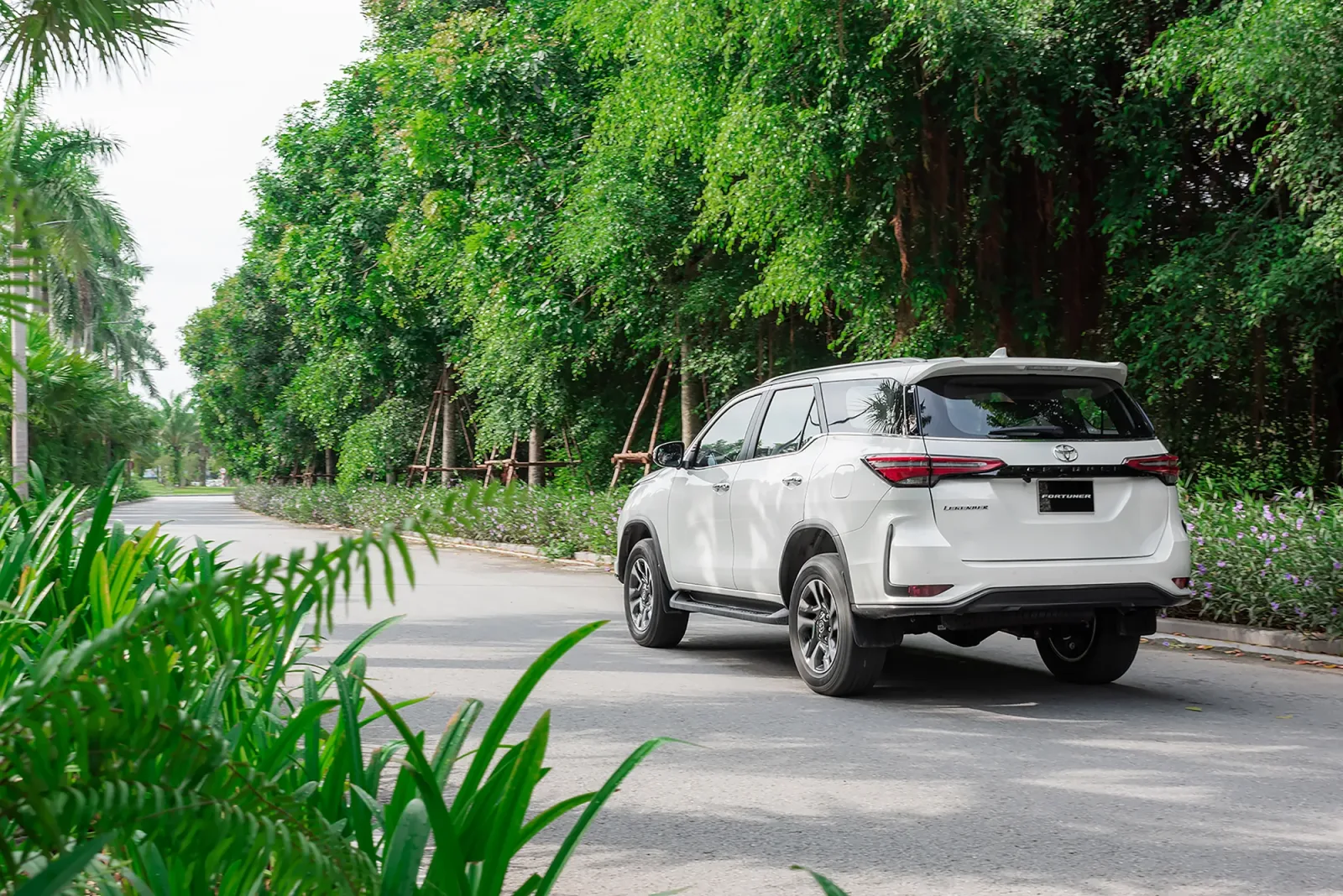 Toyota Fortuner – ảnh 12