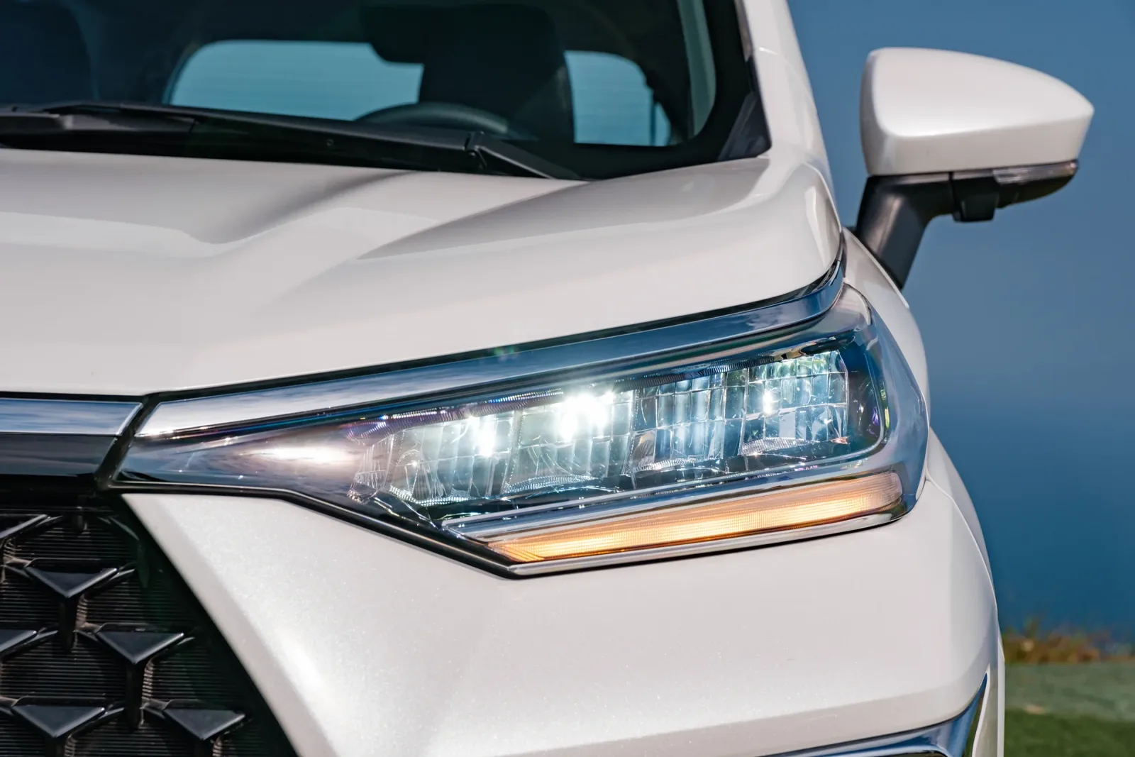 Toyota Veloz Cross – ảnh 9