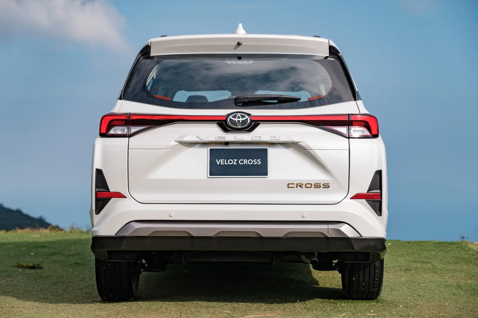 Toyota Veloz Cross – ảnh 12
