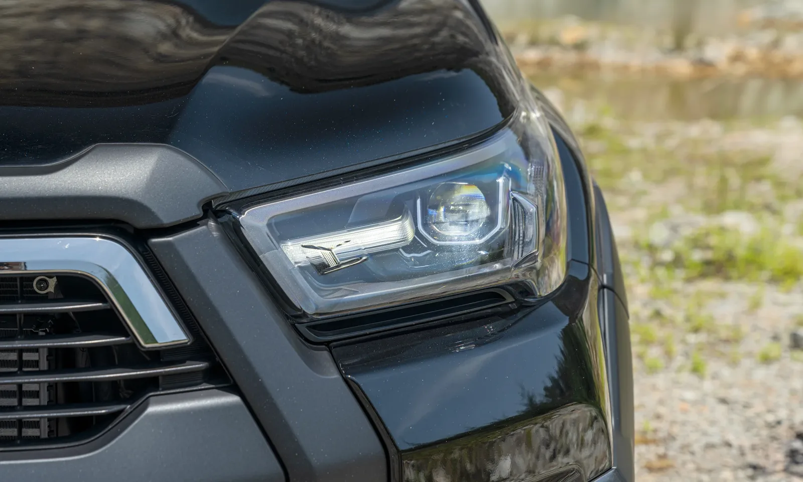 Toyota Hilux – ảnh 14
