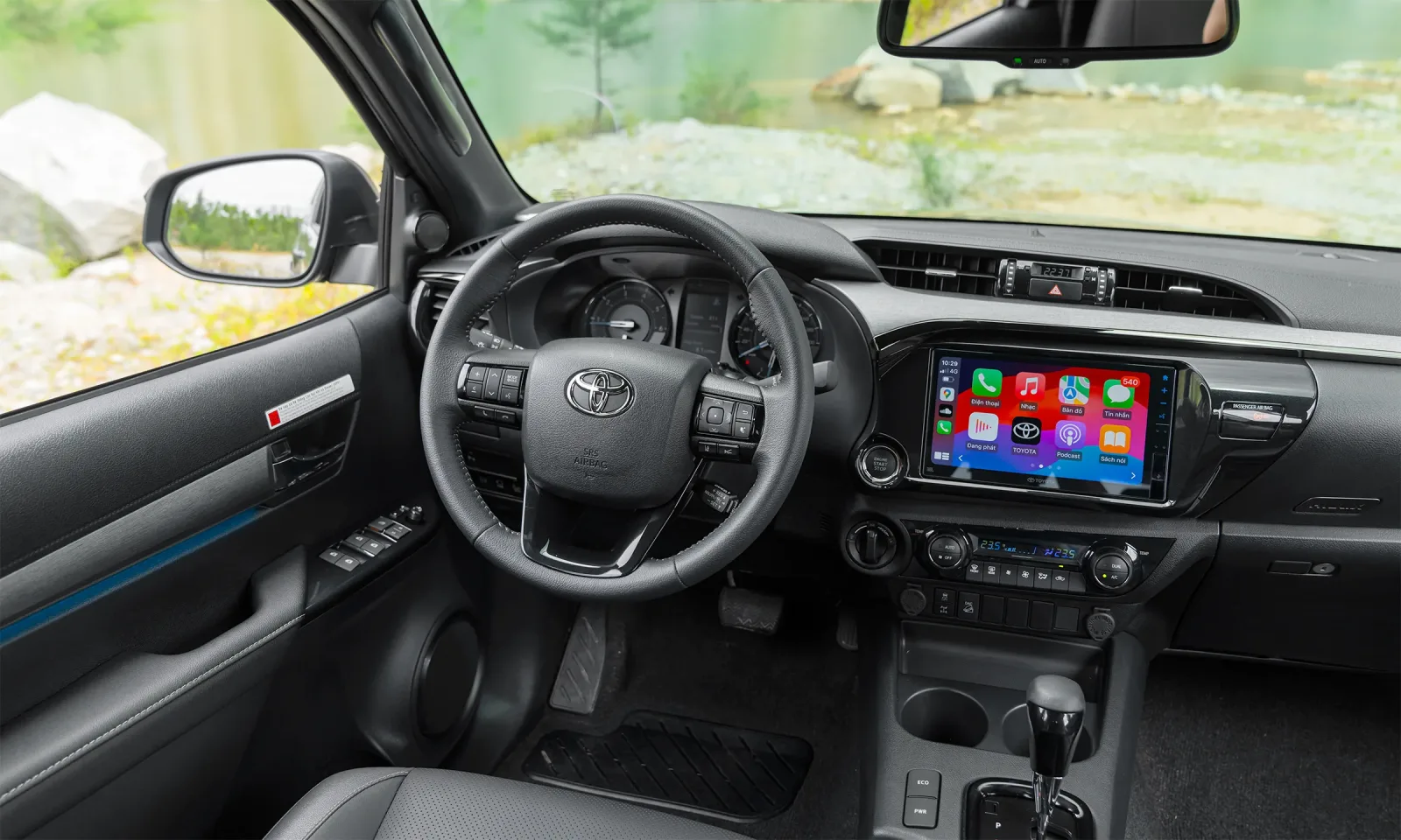 Toyota Hilux – ảnh 15