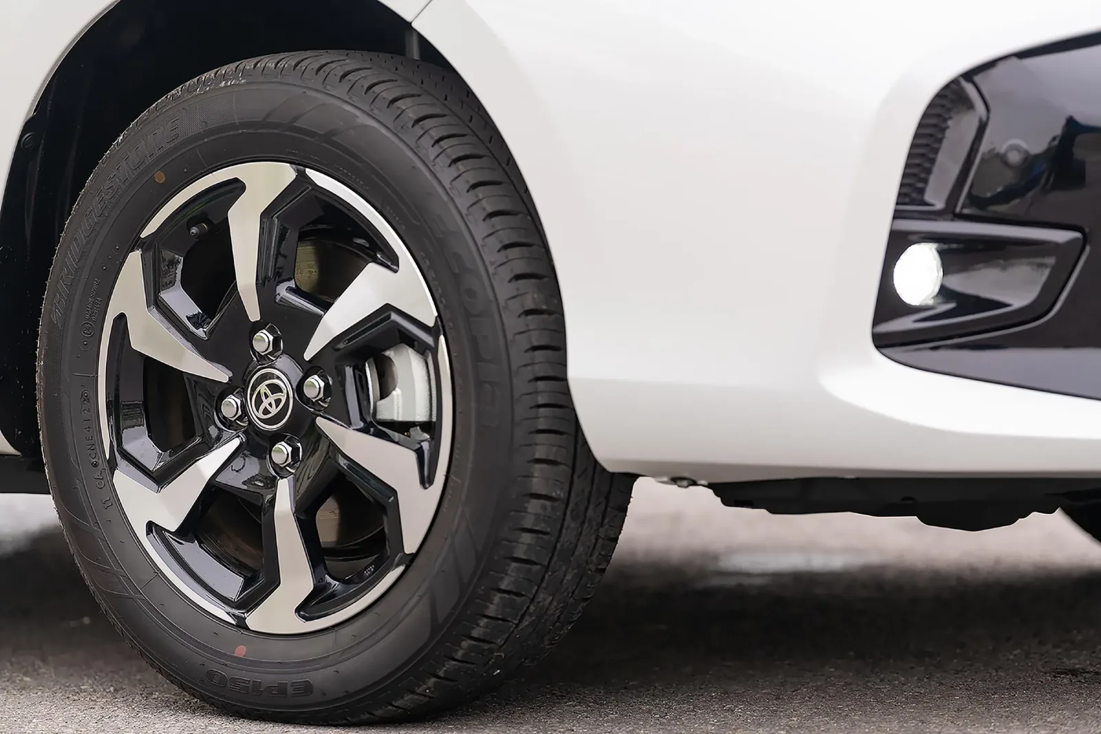 Toyota Vios – ảnh 11