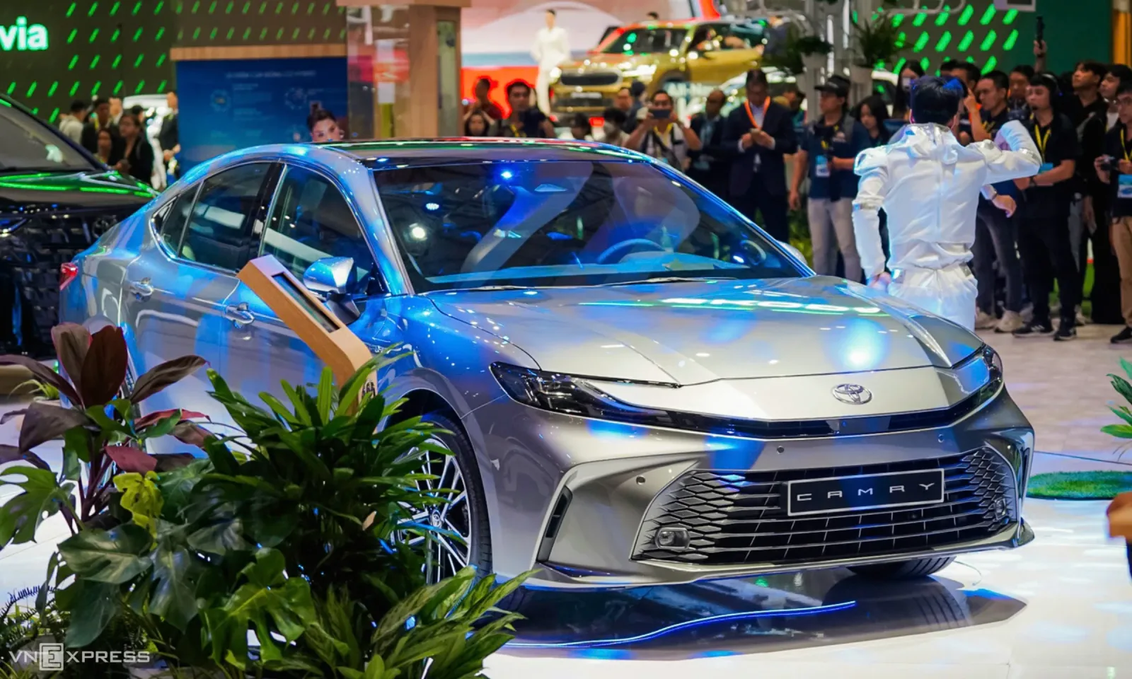 Toyota Camry – ảnh 4