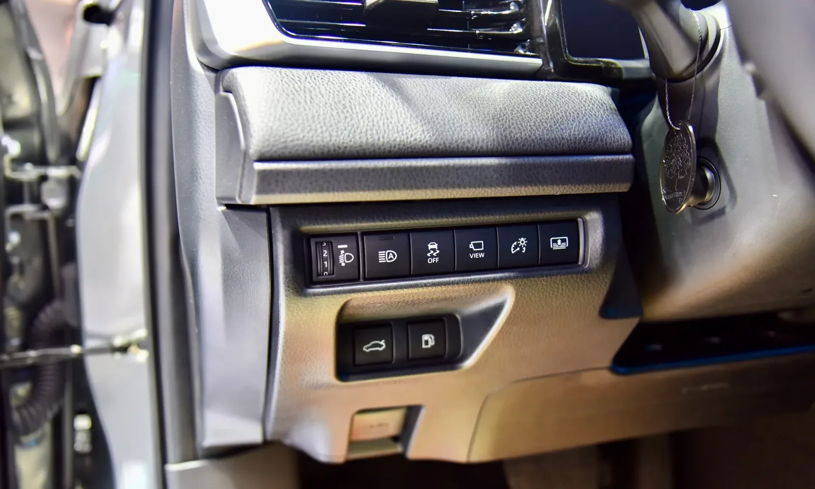 Toyota Camry – ảnh 7