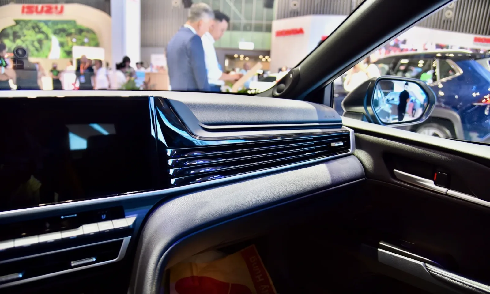Toyota Camry – ảnh 9