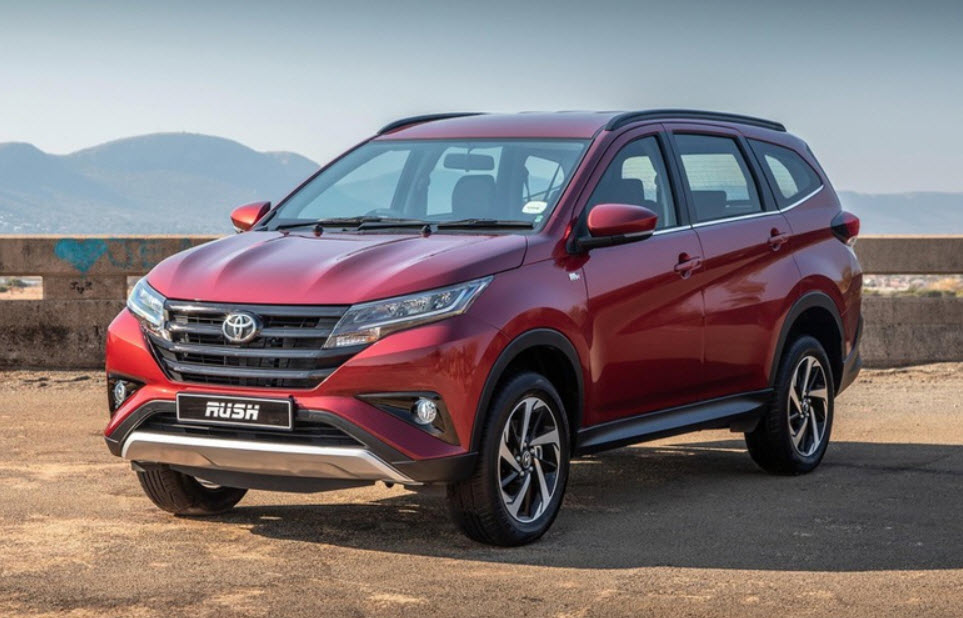 Toyota Rush sở hữu ngoại thất đẹp theo đúng phong cách MPV và SUV