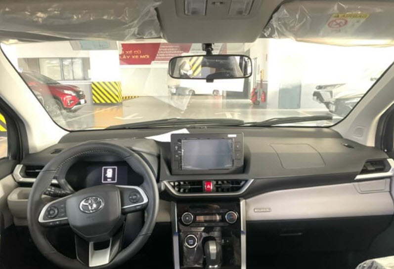 Nội thất Toyota Veloz 2023